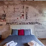 Pantheon Large Apartment In The Heart Of Rome S
