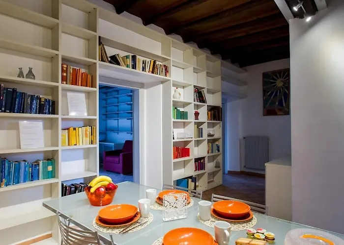 Pantheon Large Apartment In The Heart Of Rome S