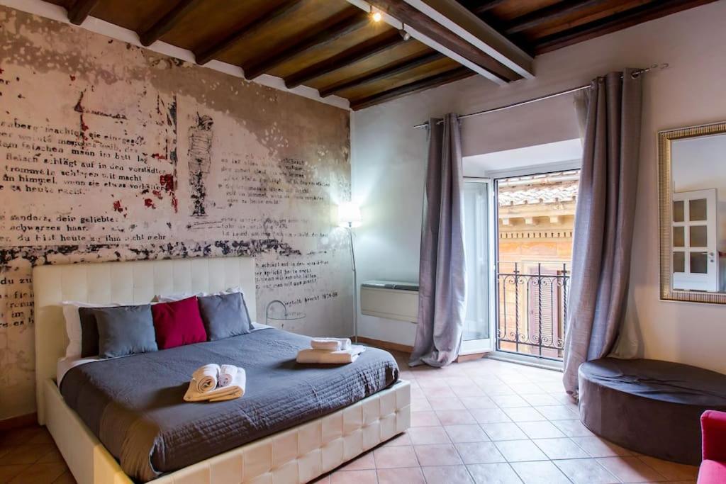 Apartment Pantheon Large In The Heart Of S